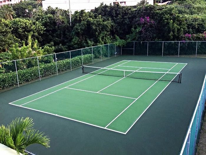 Tennis training courts